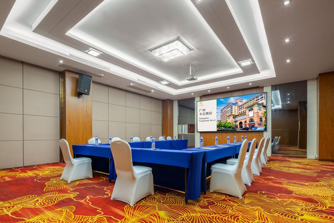 丰正酒店(广州金融城科韵路地铁站店)