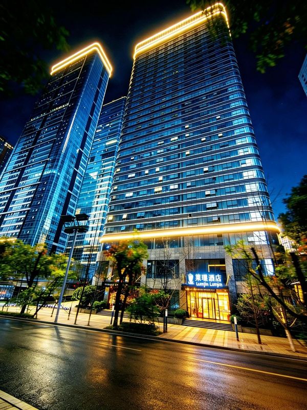 成都莱璟酒店(世纪城会展天府三街地铁站店)