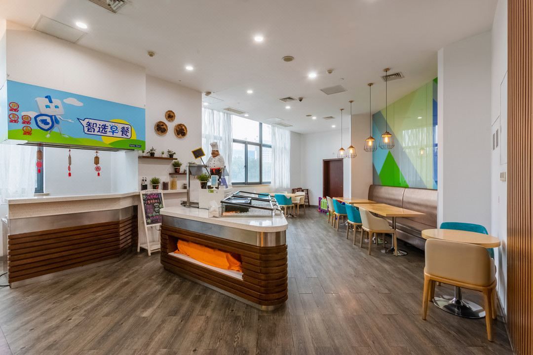 苏州长江智选假日酒店(玉山路地铁站店)