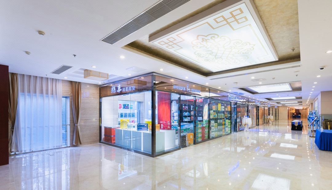 北京内蒙古大厦(王府井商业街东单地铁站店)