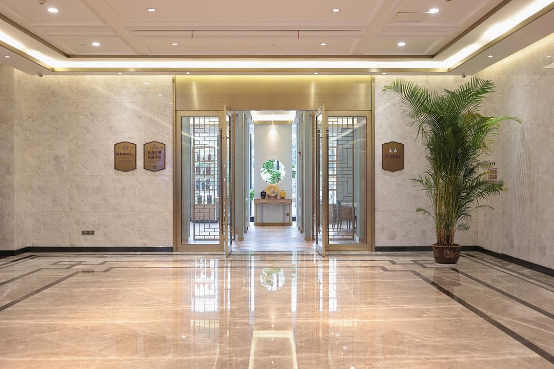 南京紫晶国际酒店(竹山路地铁站店)