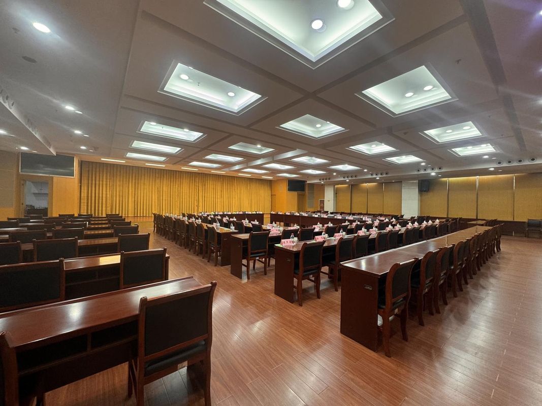 郑州龙祥宾馆(紫荆山地铁站大卫城店)