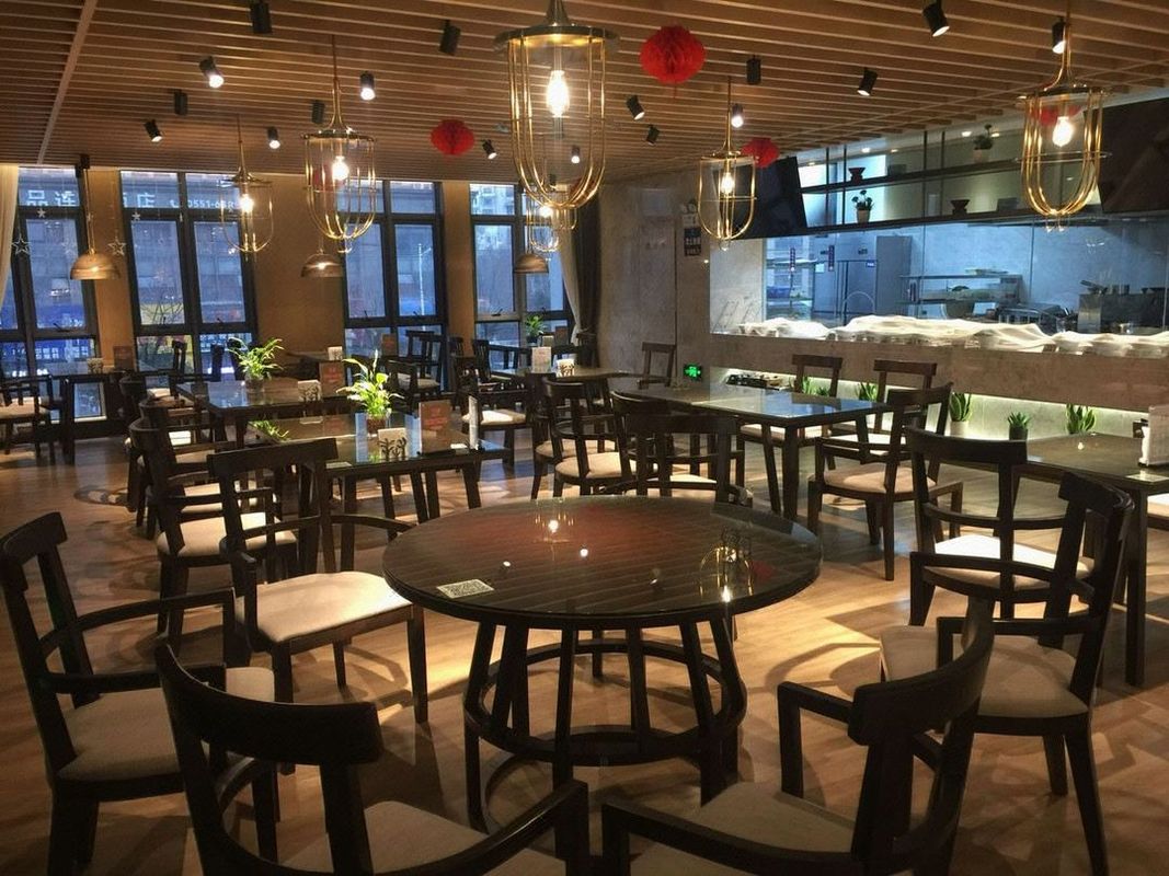 合肥凌冠大酒店(经开区翡翠湖大学城店)