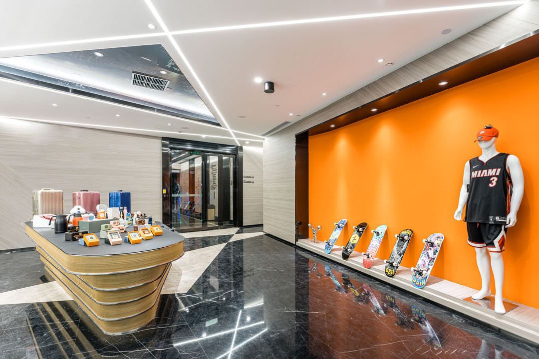 绍兴镜湖亚朵篮球酒店