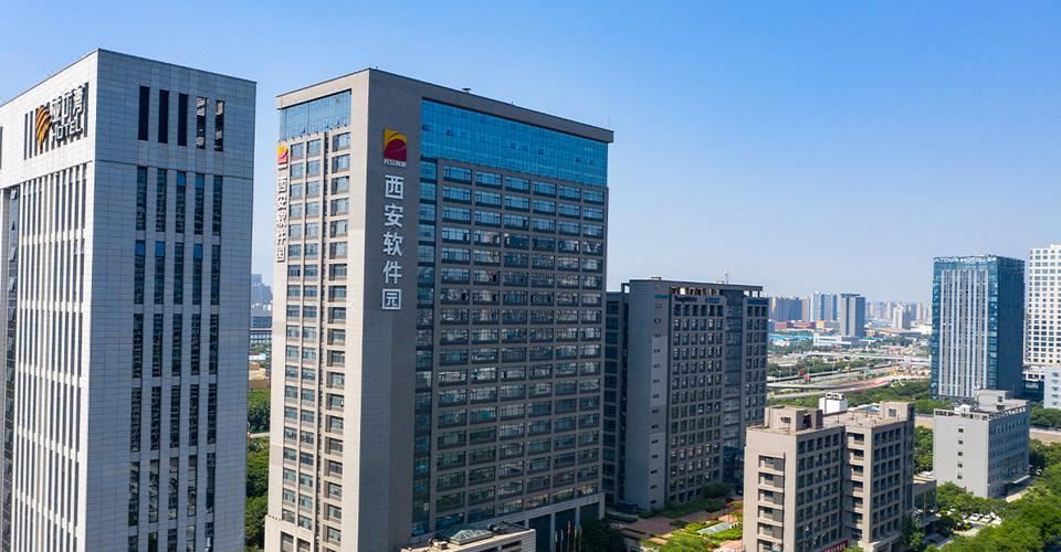 西安高新区桔子水晶酒店