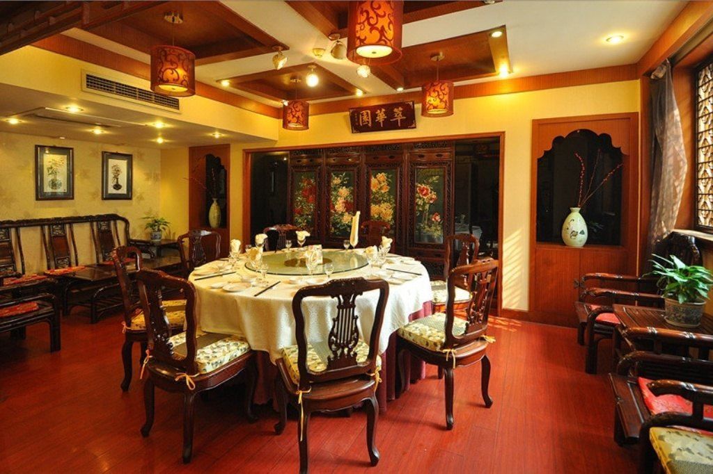 苏州华侨饭店(三香广场地铁站店)