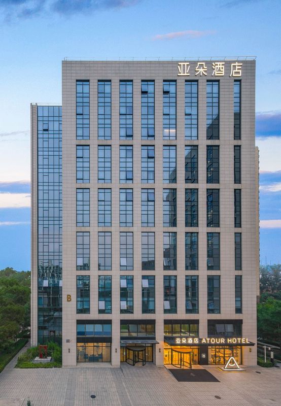 北京朝阳北路长楹天街亚朵酒店