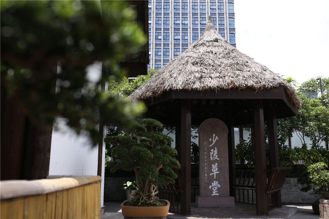 成都天辰楼宾馆(杜甫草堂店)