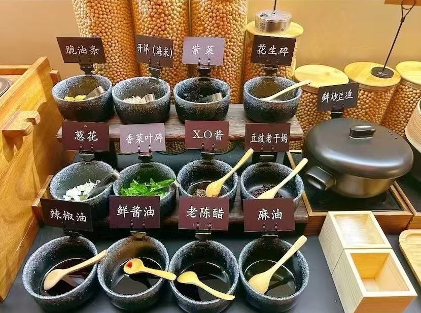 哈尔滨中央大街火车站美仑酒店