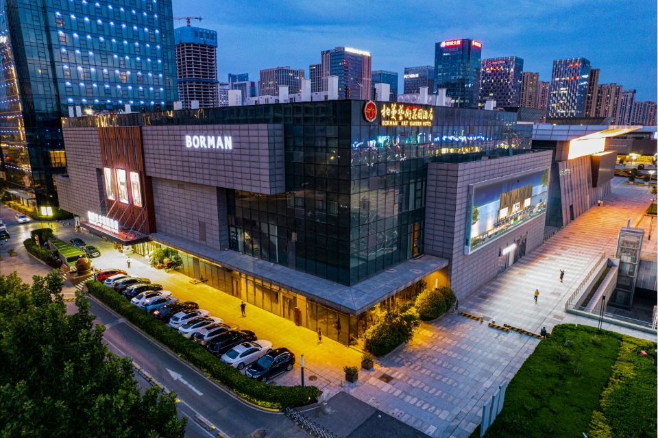 柏蔓艺术花园酒店(济南西站会展中心店)
