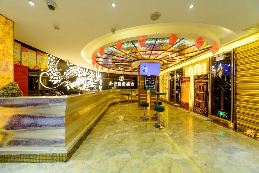 大河国际饭店(郑州东站店)