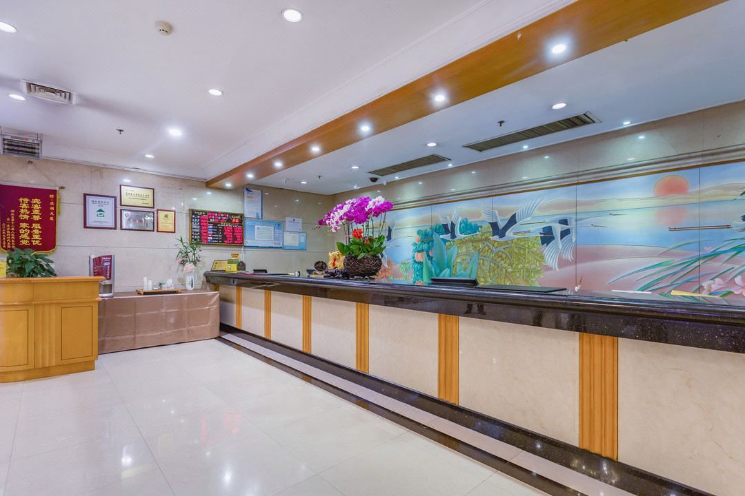 武汉滨湖大厦(湖北省博物馆店)