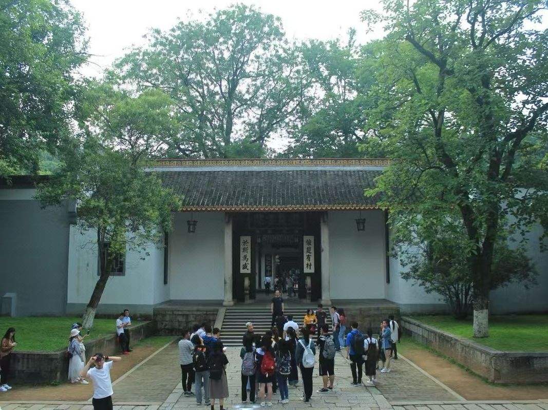 长沙岳麓美豪丽致酒店(梅溪湖文化艺术中心店)