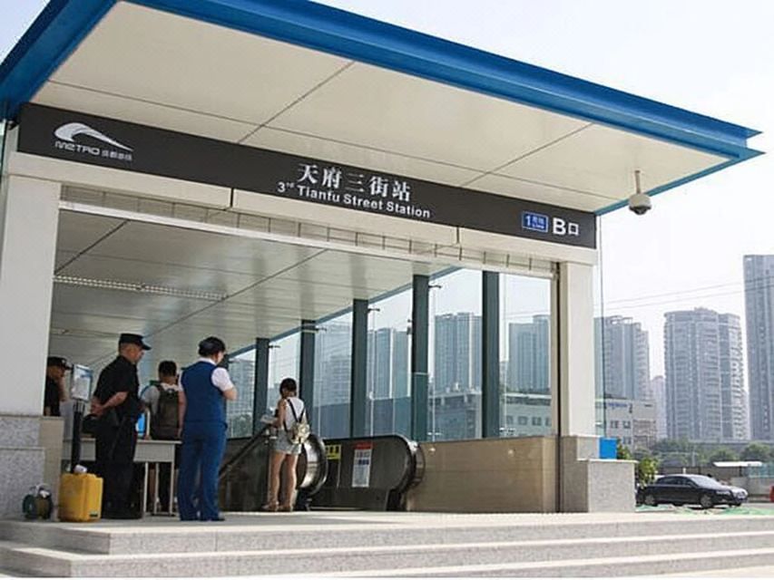 成都高新天府三街亚朵酒店