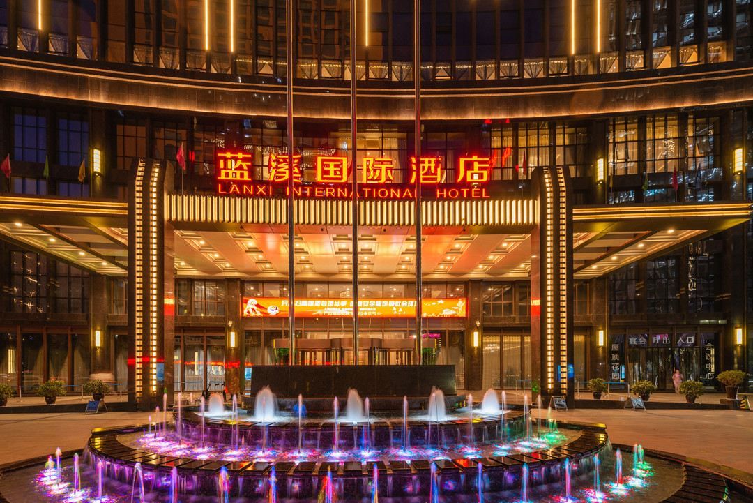 西安蓝溪国际酒店(大都荟科技路地铁站)