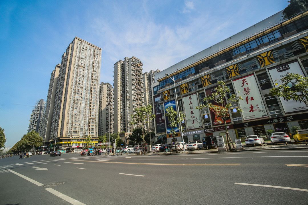 成都金隆酒店(成都西站清江西路地铁站店)