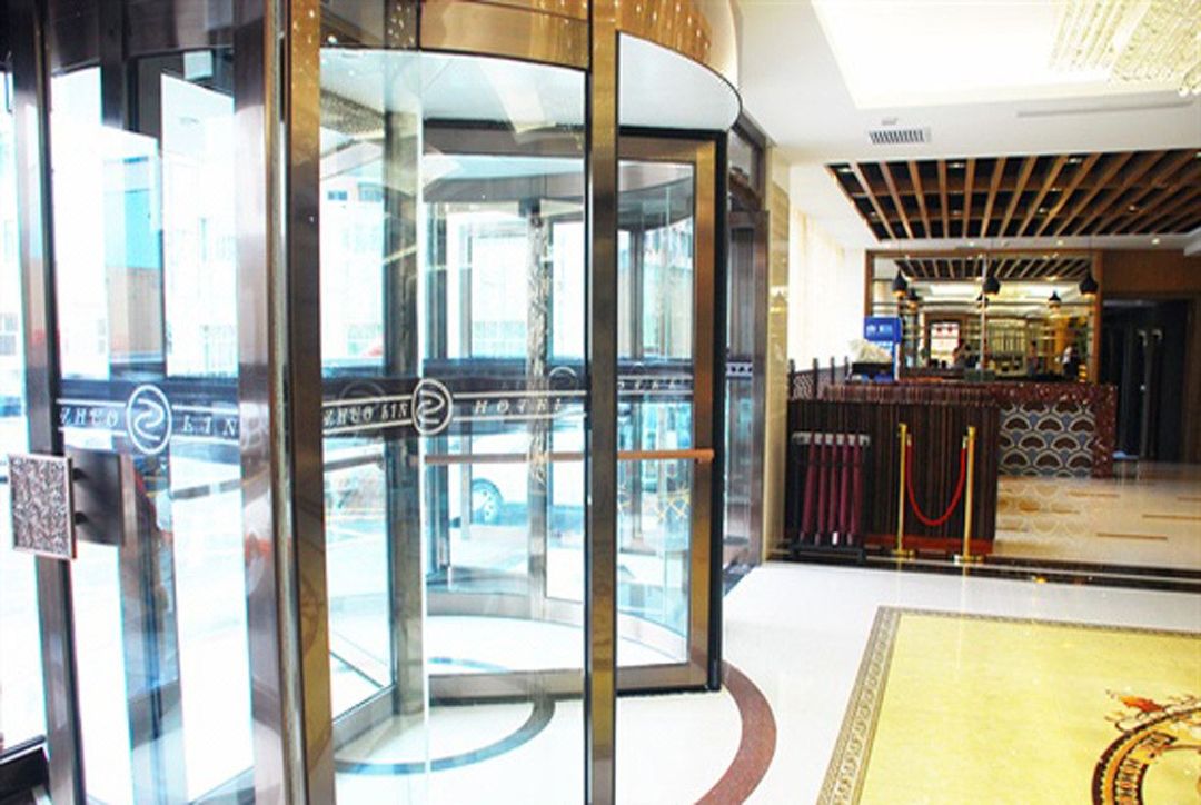 哈尔滨卓琳酒店(哈尔滨金融学院气象台地铁站店)