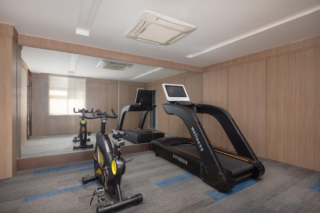 武汉理工大学街道口华美达安可酒店