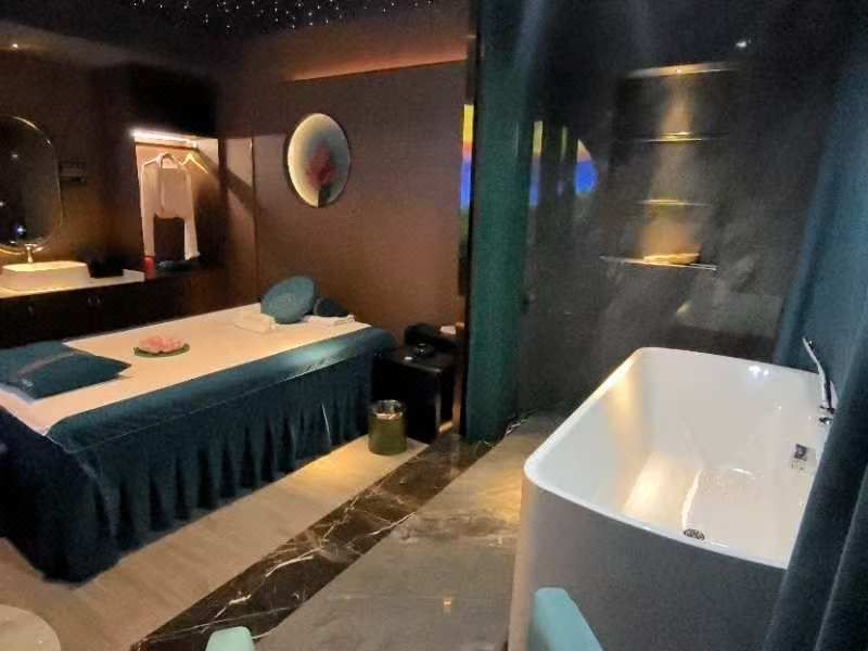 丽呈美年国际酒店(中南大学阳光地铁站店)