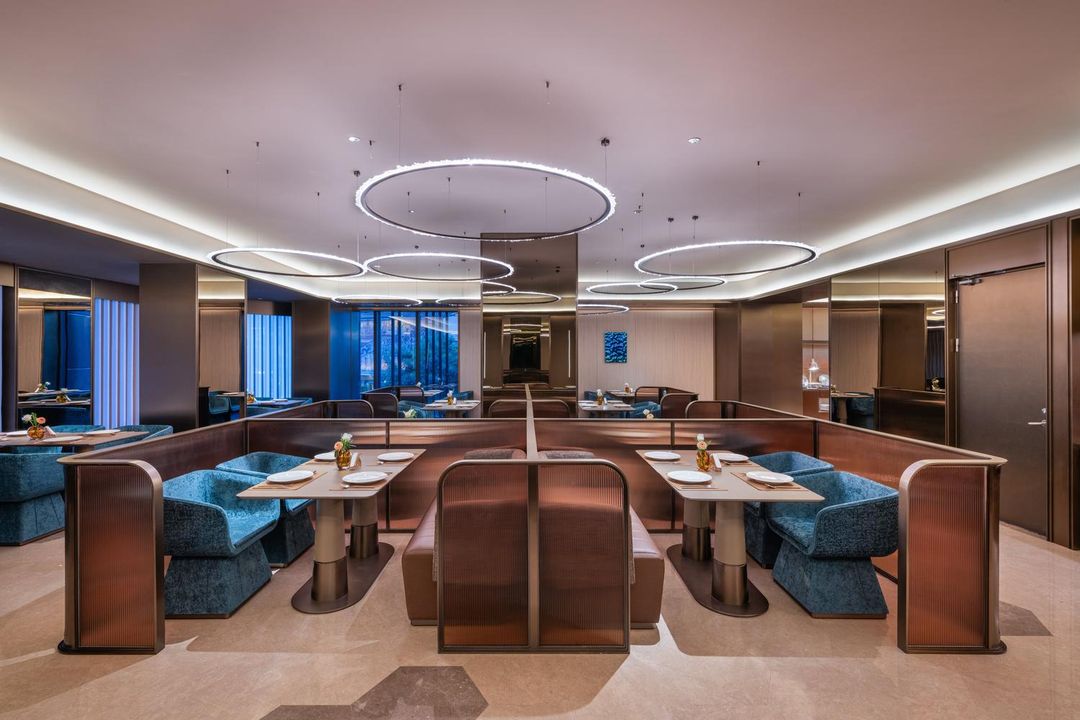 深圳罗湖口岸国贸桔子水晶酒店