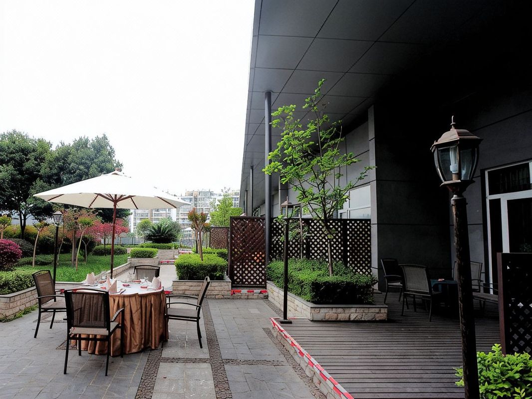 成都博瑞花园酒店(大运会体育中心店)