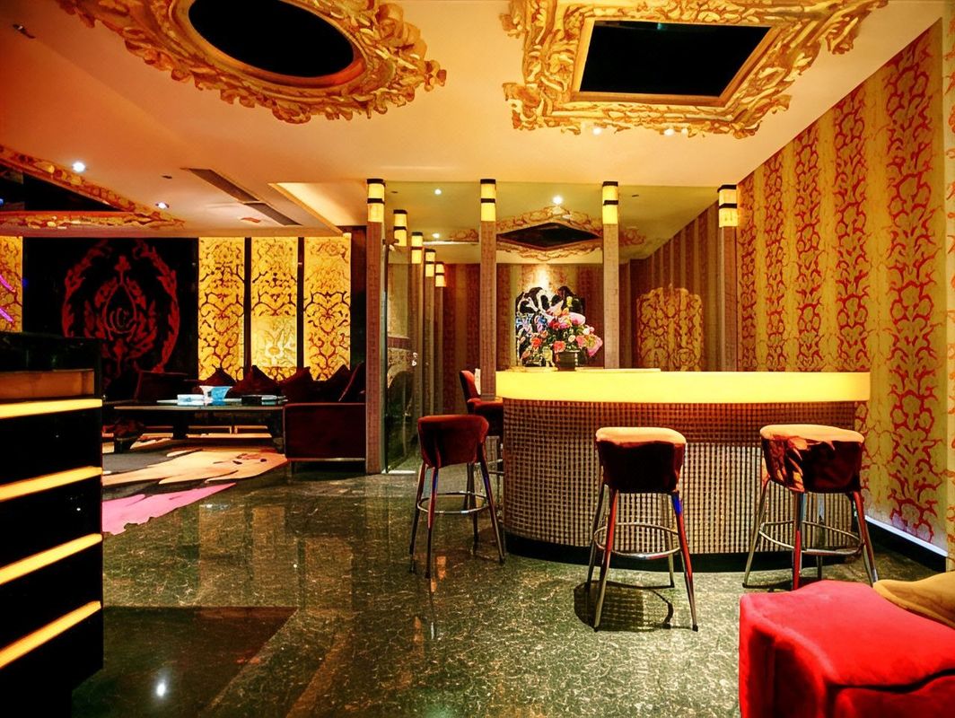 华庭花园酒店(东莞厚街国际展览中心店)