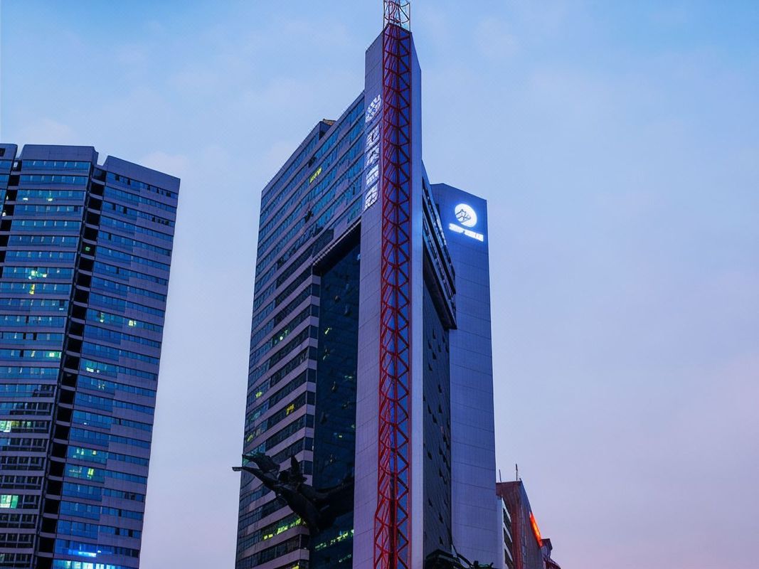 深圳南山海岸城亚朵酒店