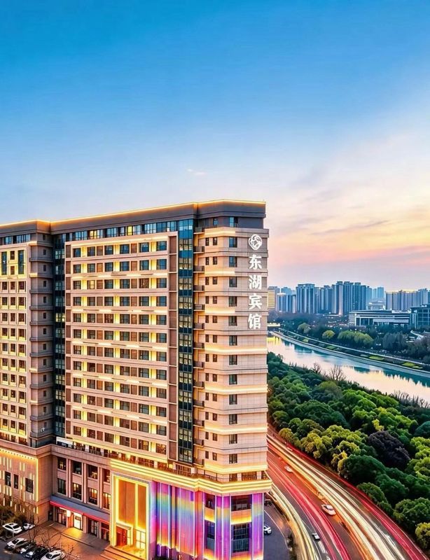 东湖宾馆(郑州高铁东站郑东万象城店)