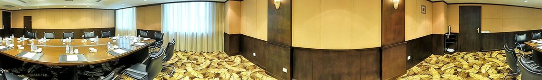 重宾国际酒店(嘉州路新牌坊店)