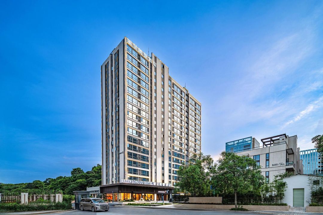 丽呈朗誉酒店(广州宝能演艺中心萝岗万达广场店)