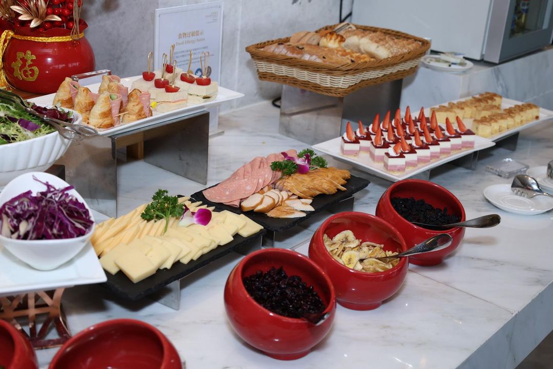 深圳同泰万怡酒店(深圳机场店)