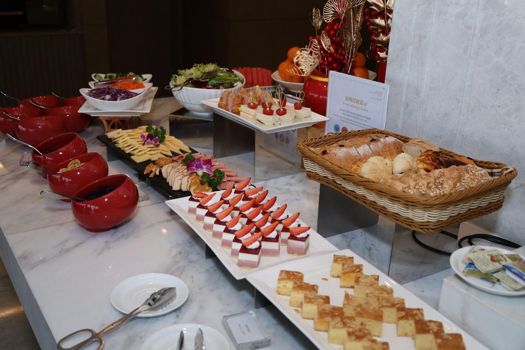 深圳同泰万怡酒店(深圳机场店)