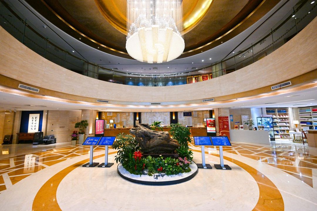 南京九华饭店(九华山地铁站店)