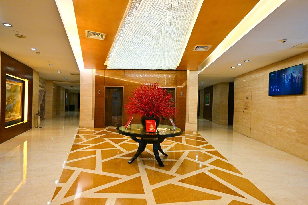南京九华饭店(九华山地铁站店)