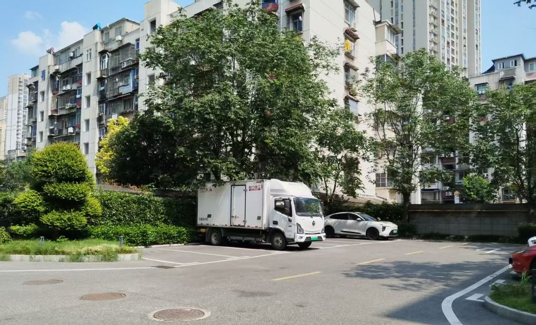 熹程奕居酒店(武汉站武汉欢乐谷店)