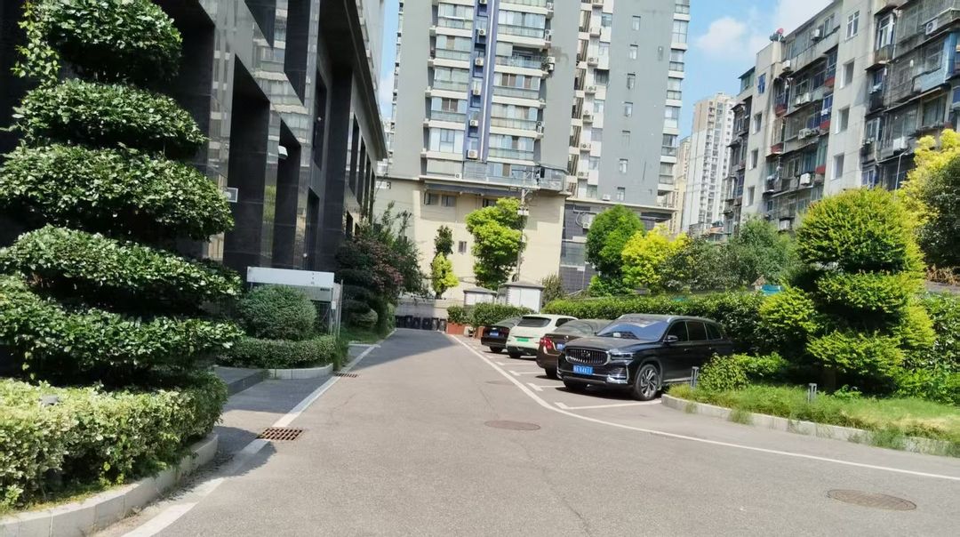 熹程奕居酒店(武汉站武汉欢乐谷店)