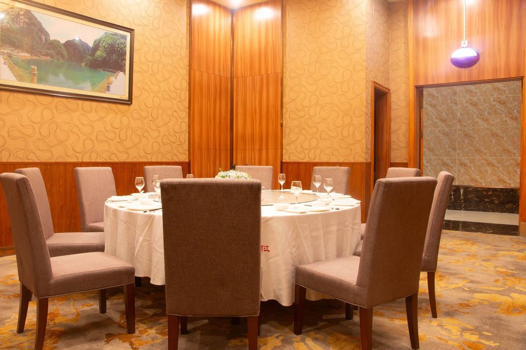 彭水两江假日丽呈酒店