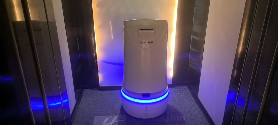 珠海情侣路日月贝大剧院智选假日海景酒店