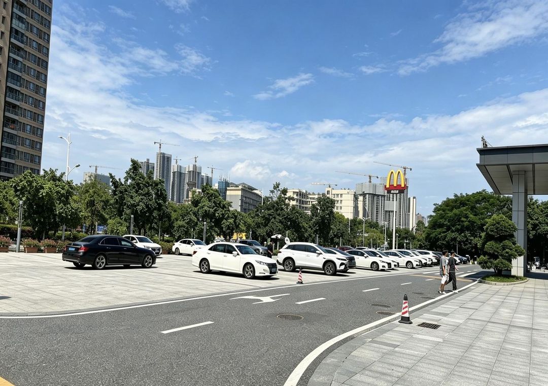 广州黄埔文冲希尔顿欢朋酒店