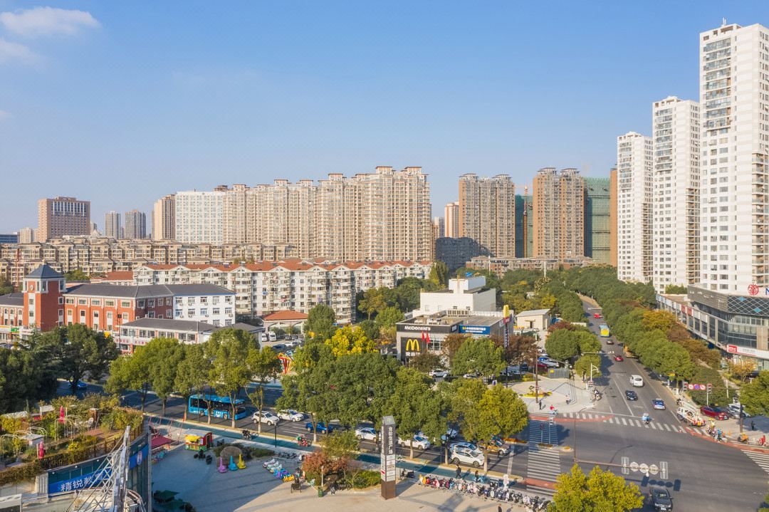 无锡新区长江北路亚朵酒店