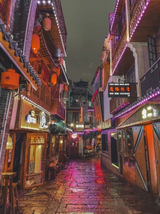 悦致酒店(长沙贺龙体育馆黄土岭地铁站店)