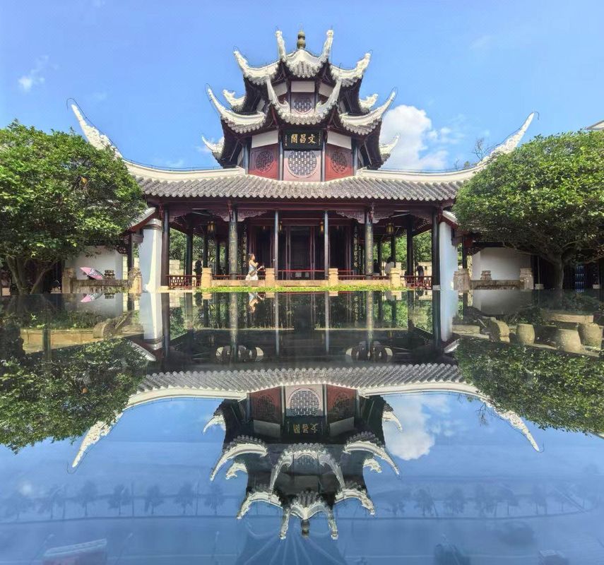 贵州峰润喀斯特酒店(甲秀楼青云市集店)