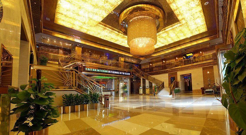 新昌泰坦国际大酒店