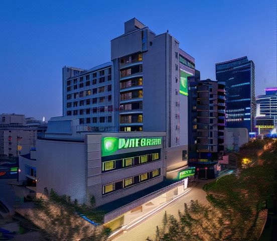 上海虹桥君丽假日酒店(娄山关路地铁站店)