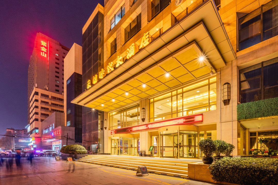 西安天朗时代大酒店(明城墙玉祥门地铁站店)