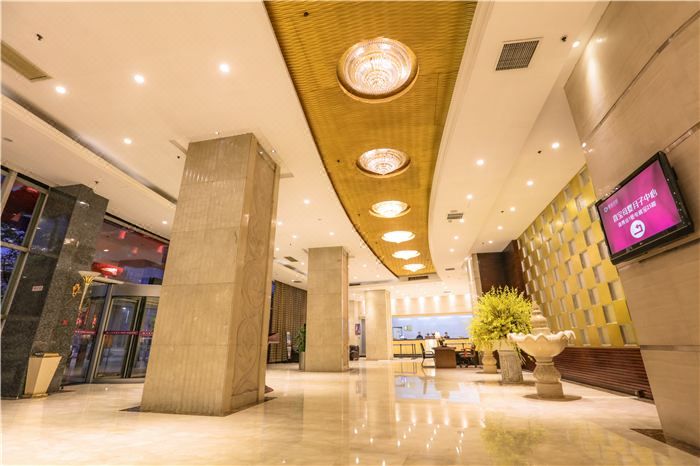 西安水晶岛酒店(省体育馆地铁站高新万达ONE店)