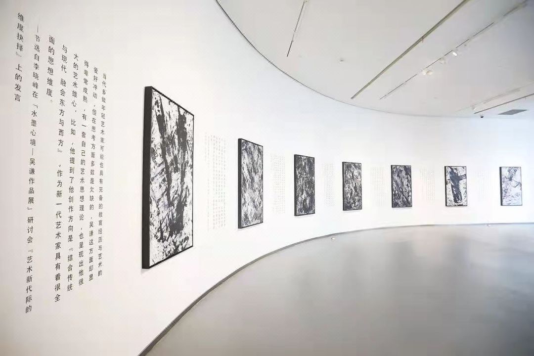 杭州滨江宝龙城艺珺酒店(诚业路地铁站)