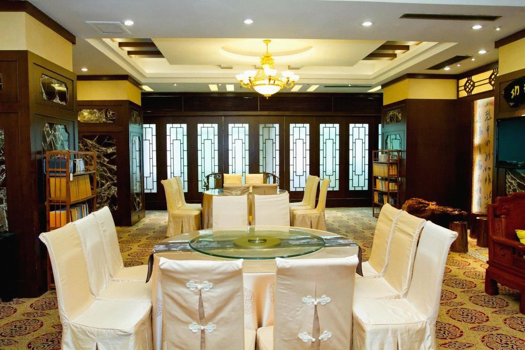 经贸宾馆(昆明老街翠湖公园店)