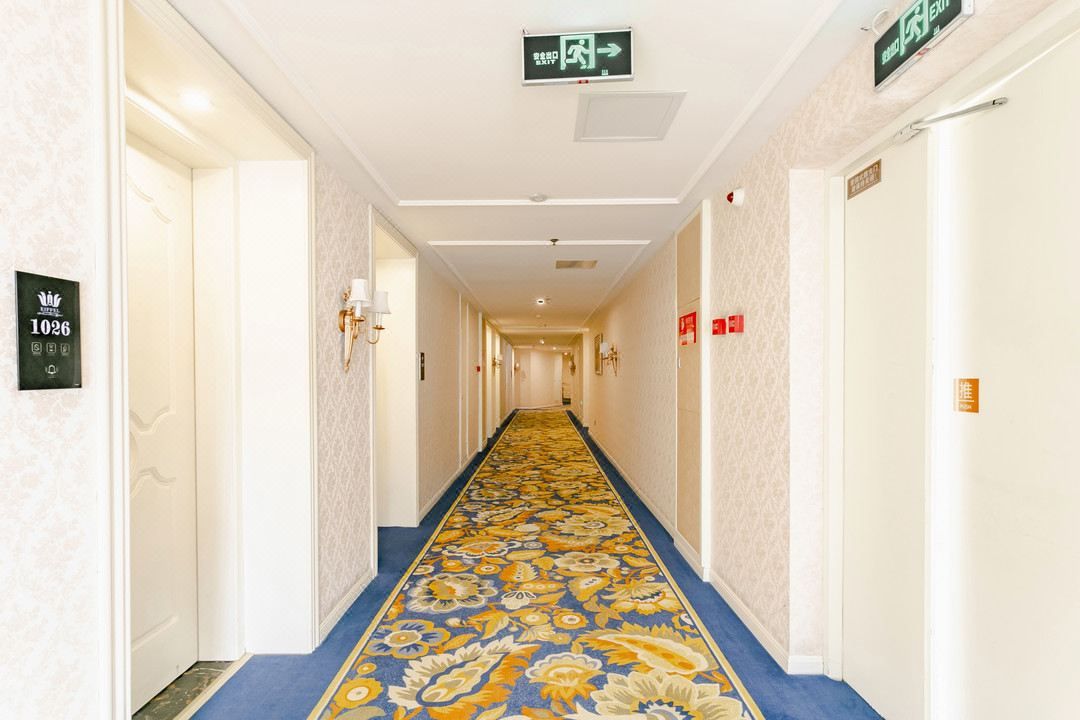 埃菲尔国际酒店(成都太平园红牌楼地铁站店)