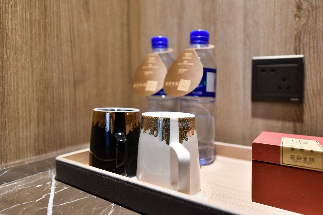 北京总部基地南四环西路亚朵酒店